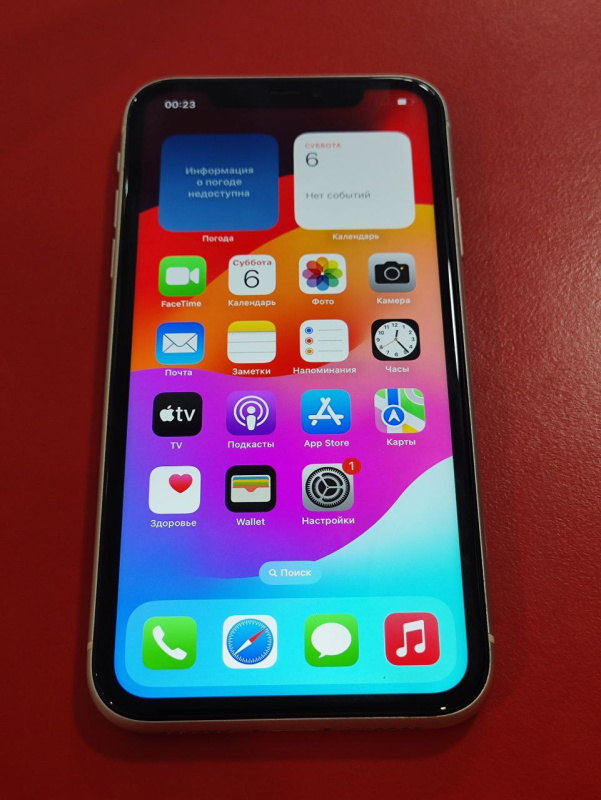 Мобильный телефон Apple iPhone 11