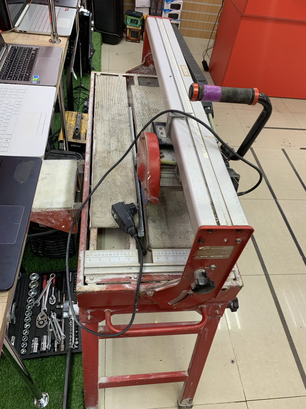 Плиткорез Elitech пэ 1000/92р