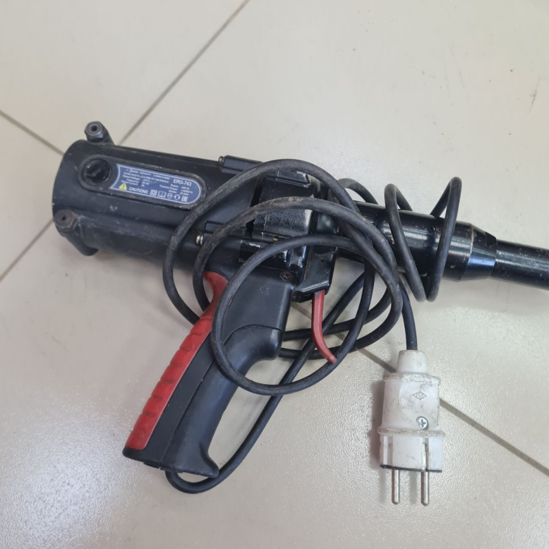 Заклепочник Messer 1