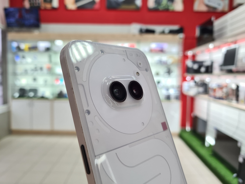 Мобильный телефон Nothing Phone (2a)