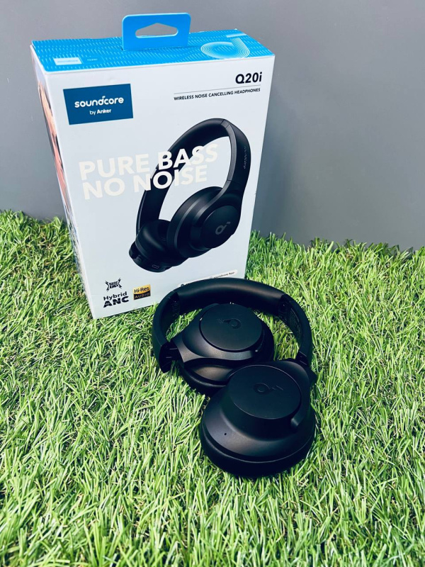 Наушники  Anker soundcore q20i