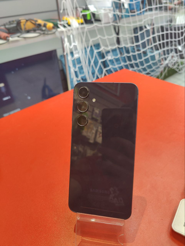 Мобильный телефон Samsung Galaxy A55