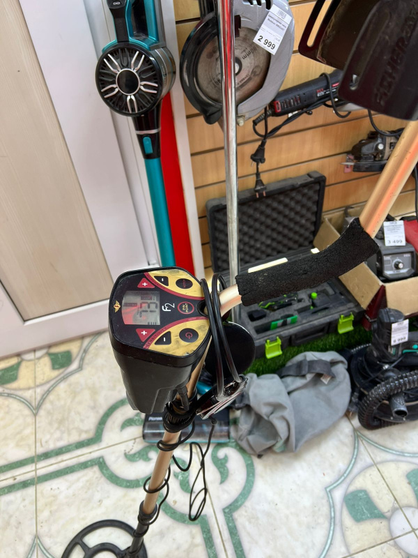 Металлоискатель Fisher F2