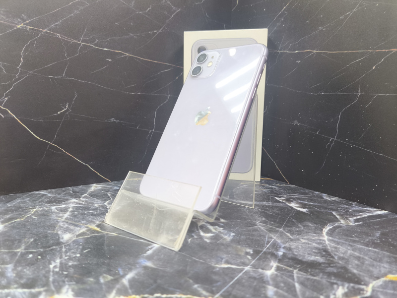 Мобильный телефон Apple iPhone 11