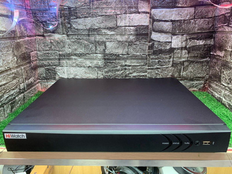 Видеорегистратор Видеорегестратор HiWatch DS--H216UA(B)