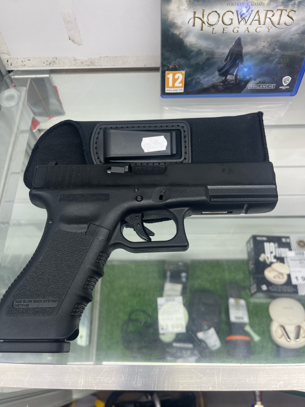 страйкбольный пистолет  WE Glock 18C