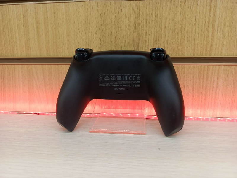 Геймпад PlayStation 5 DualSense