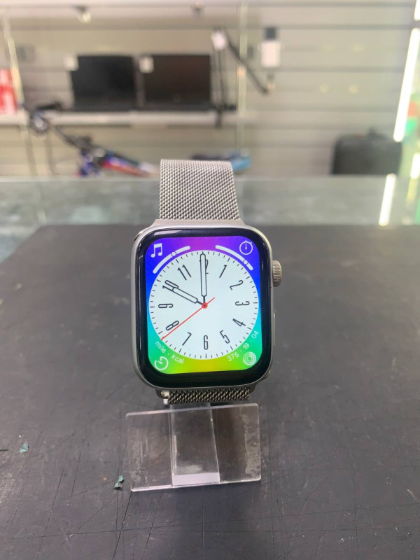 Часы наручные  apple