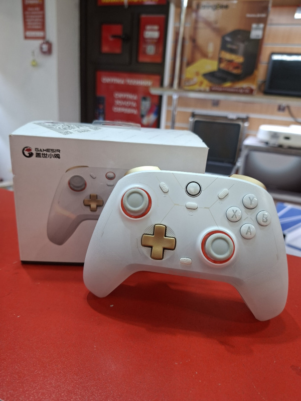 геймпад  gamesir cyclone 2