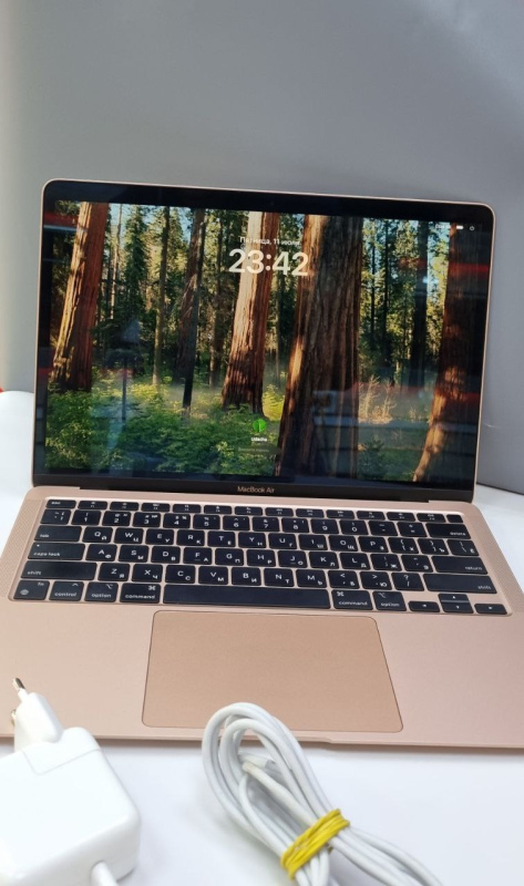Ноутбук Apple 2020
