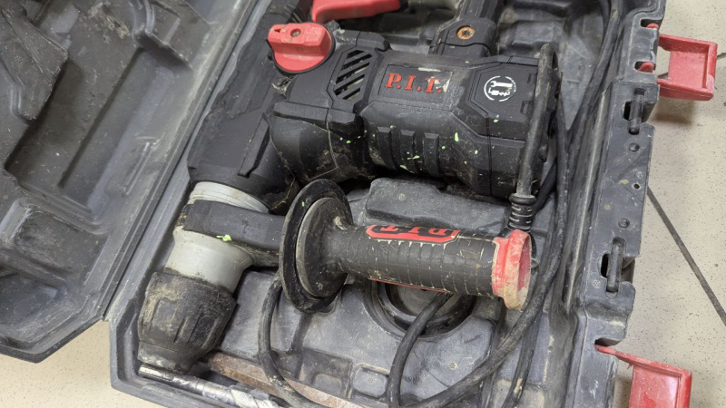 Перфоратор P.I.T. PBH32