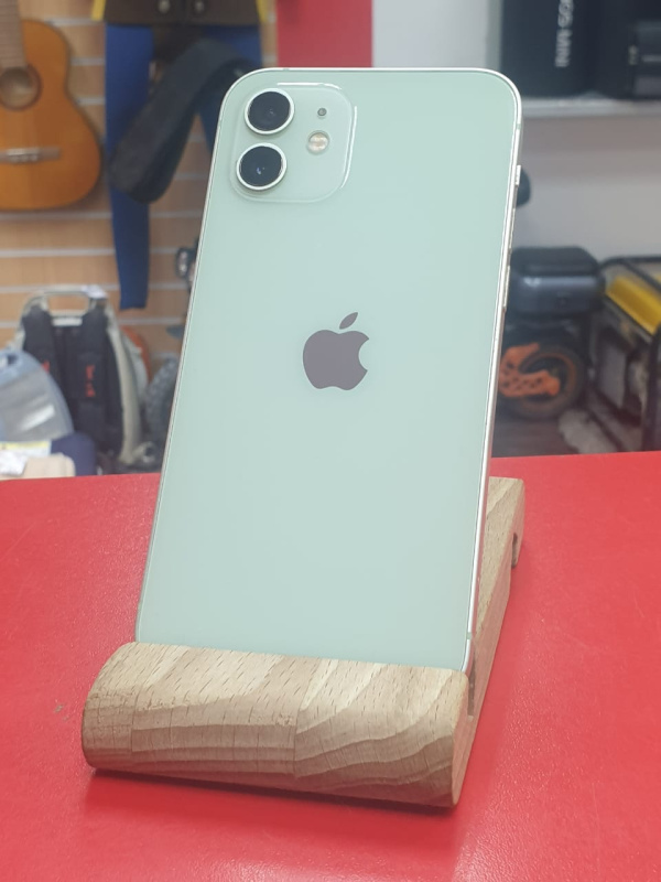 Мобильный телефон Apple iPhone 12