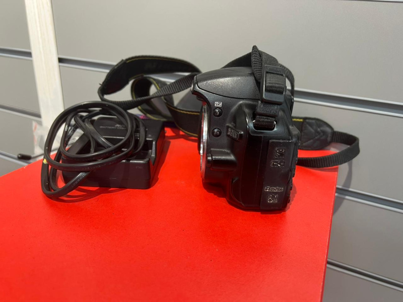 Фотоаппарат Nikon D3100