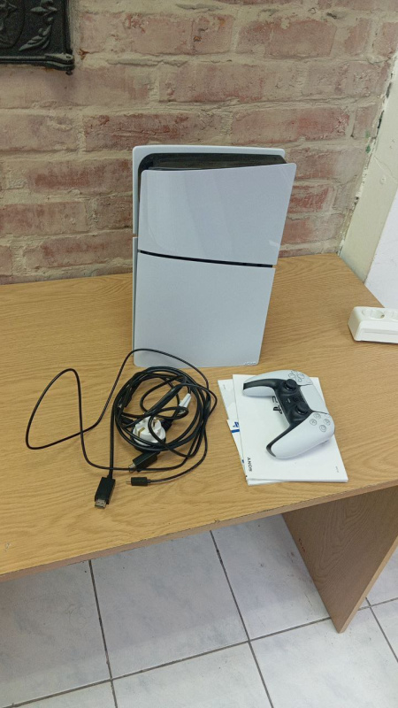 Игровая приставка Sony PS5 SLIM
