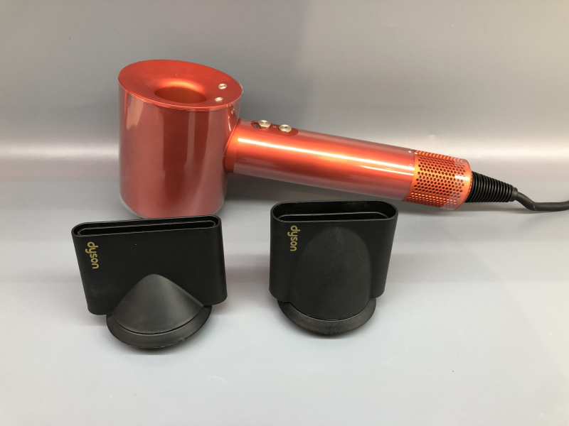 Фен  Dyson  Supersonic HD15 Malaysia