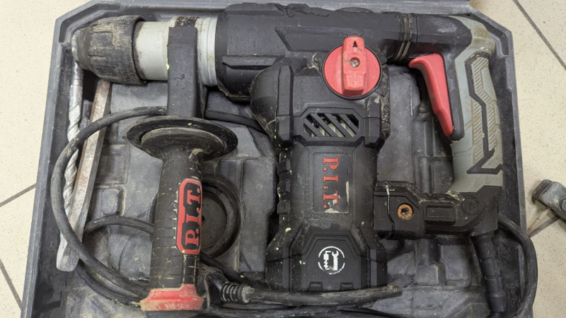 Перфоратор P.I.T. PBH32