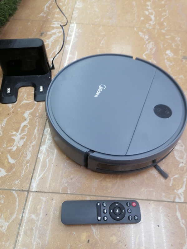 Пылесос Midea 12