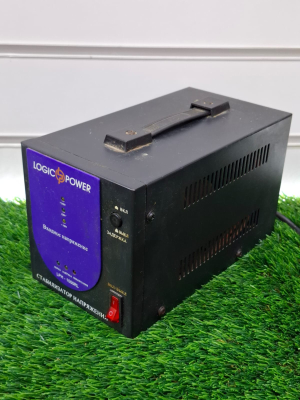 Стабилизатор напряжения 1 Квт LogicPower LPH 1000