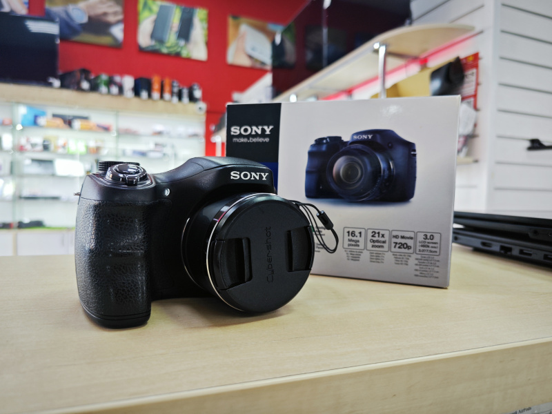 Фотоаппарат Sony DSC-H100