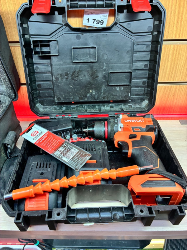 Шуруповерт OneBox 123