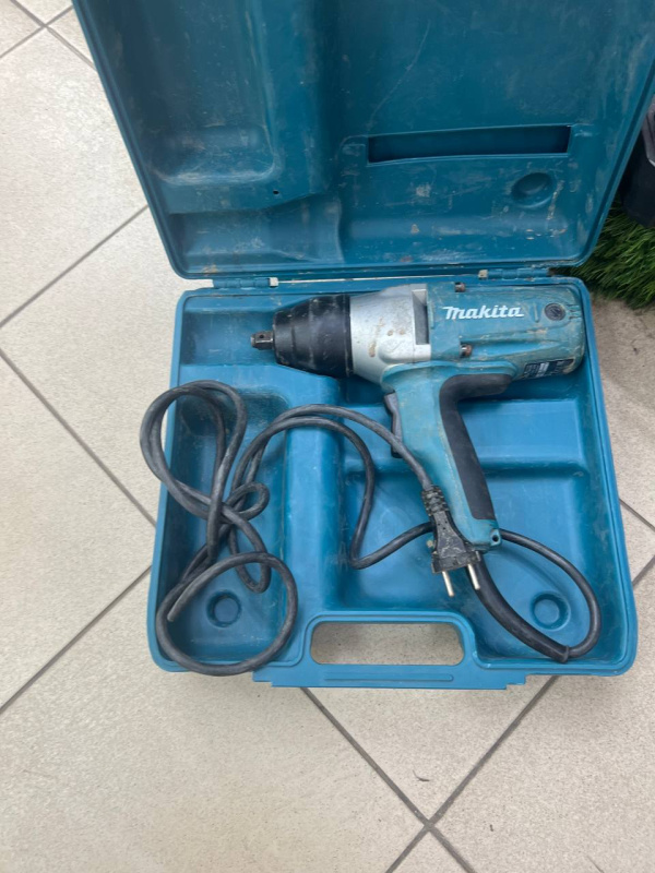 Гайковерт Makita tw0350