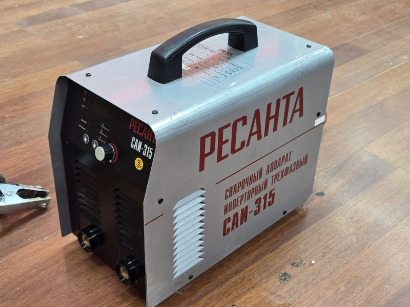 Сварочный аппарат - инвертор ММА Ресанта САИ315