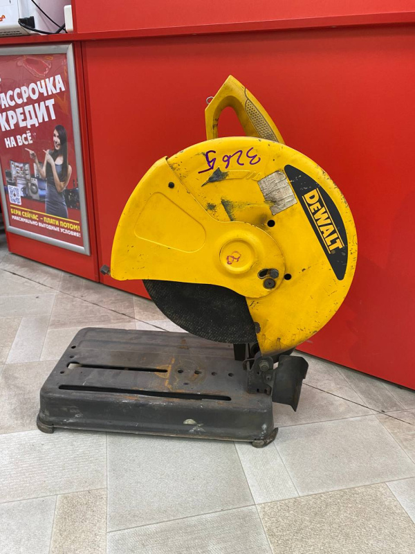 Монтажная пила Dewalt DC28720
