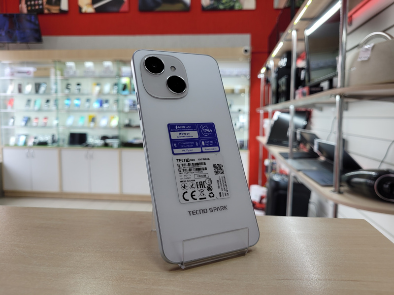Мобильный телефон Tecno Spark 40C