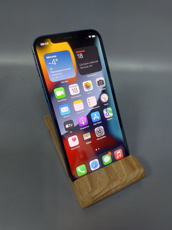 Мобильный телефон Apple iPhone 12