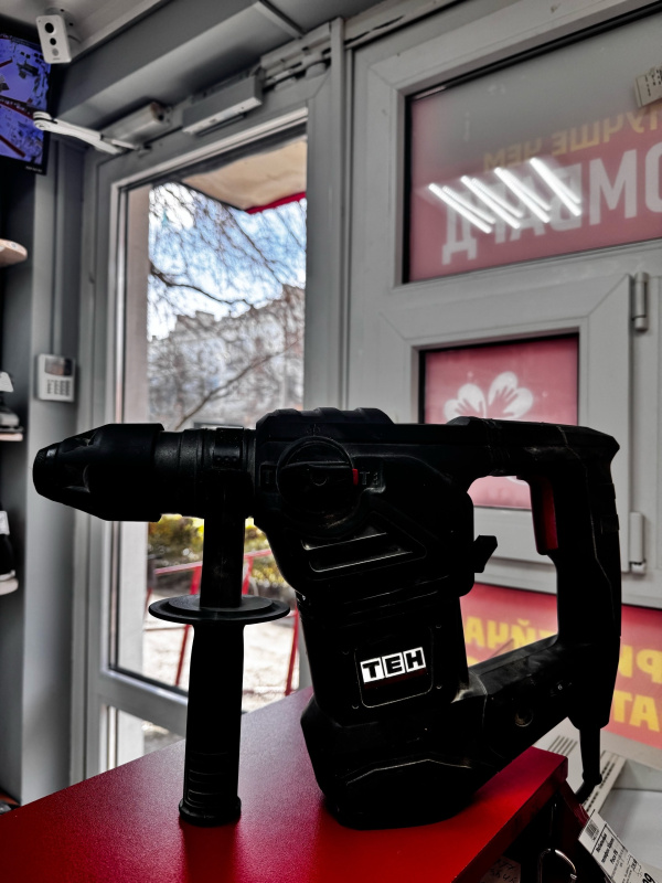 Перфоратор TEH TH3618V