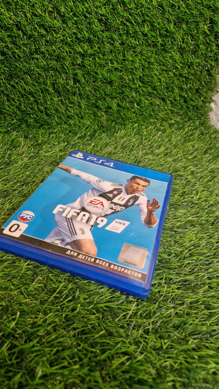Игра Sony PS4 FIFA19
