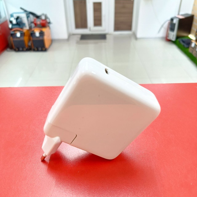 зарядное устройство  Apple 87w usb-c