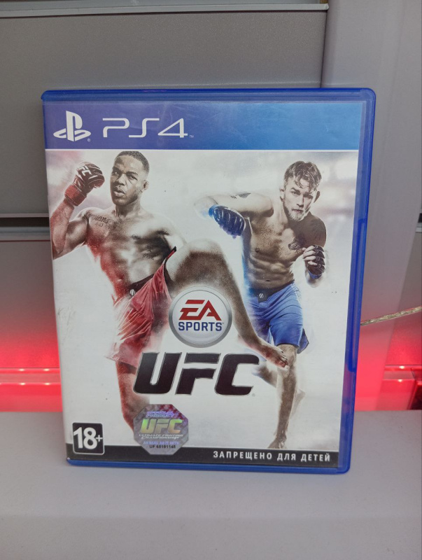 Игра PlayStation 4 UFC