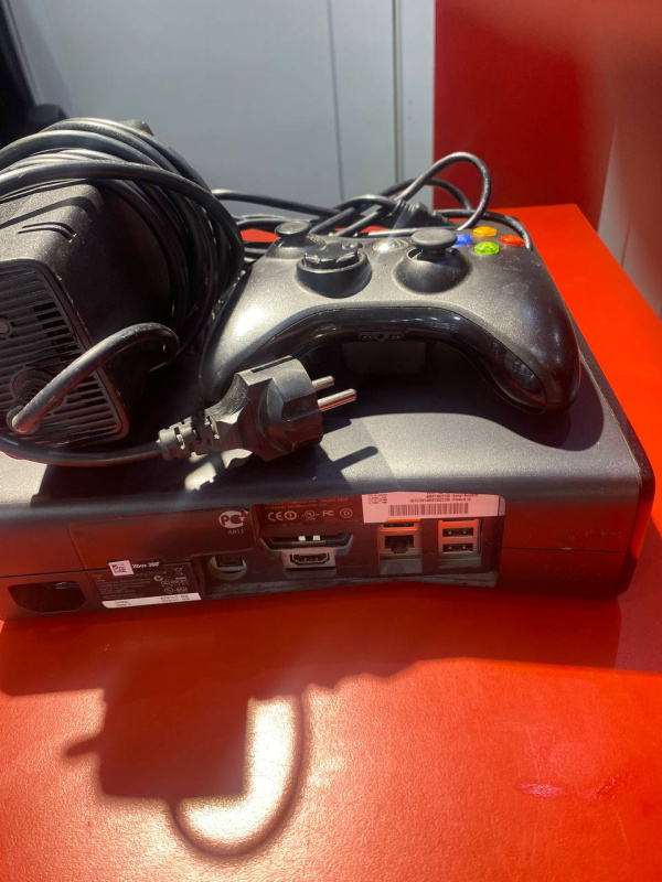 Игровая приставка Xbox 360 Aurora