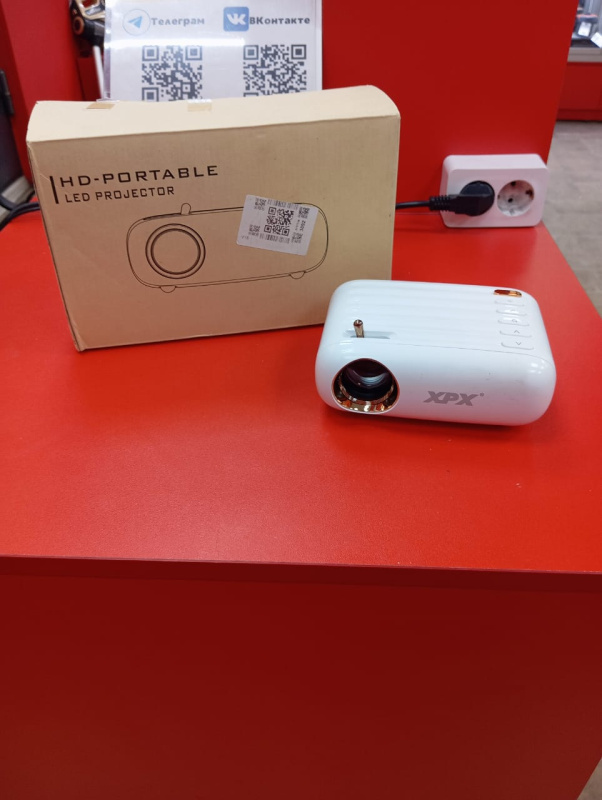 Проектор XPX V1