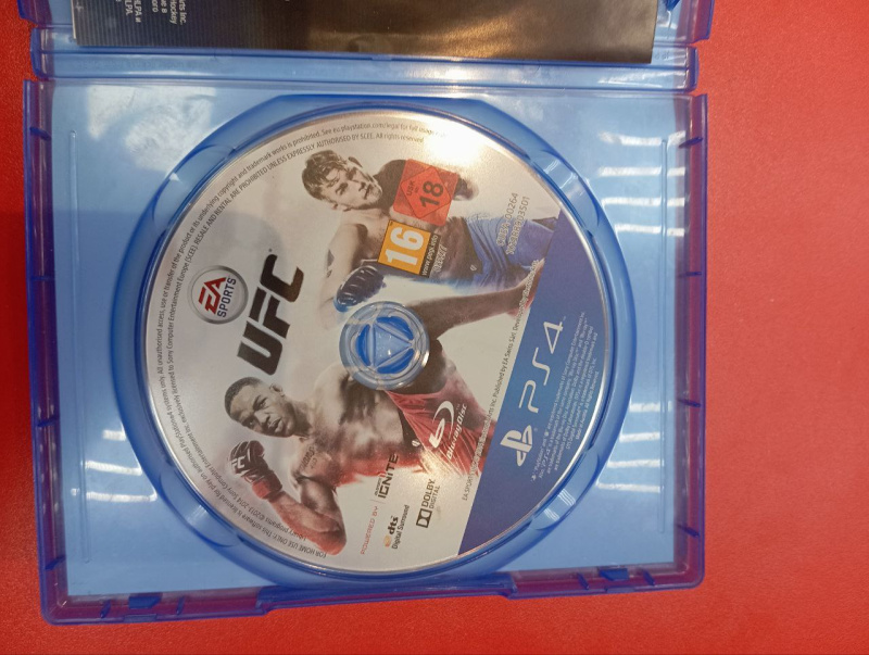 Игра PlayStation 4 UFC