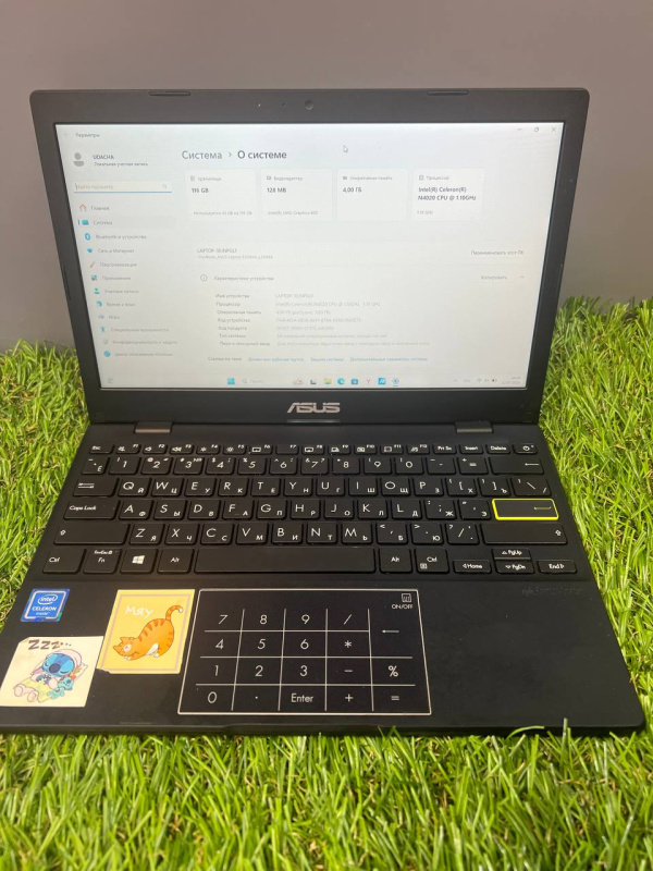 Ноутбук ASUS L210M