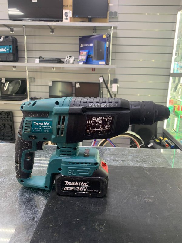 Перфоратор Makita Hammer drill
