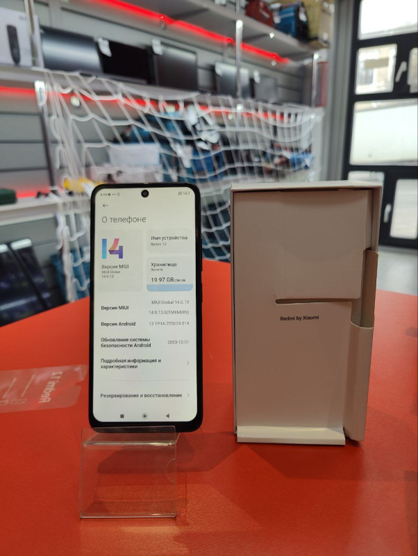 Мобильный телефон Xiaomi Redmi 12