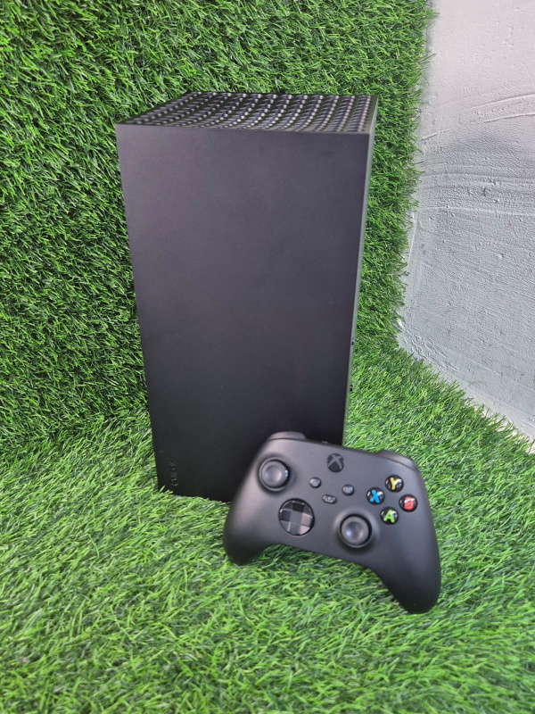 Игровая приставка Xbox series X 1TB