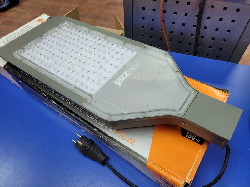 Прожектор Jazz PSL 02 150W 5000К 16500Лм