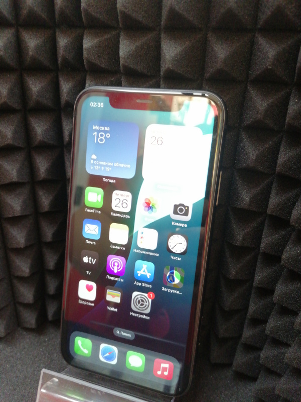 Мобильный телефон Apple iPhone 11