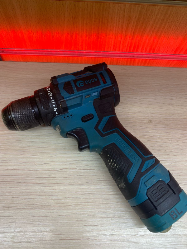 Шуруповерт Edon AD-12А