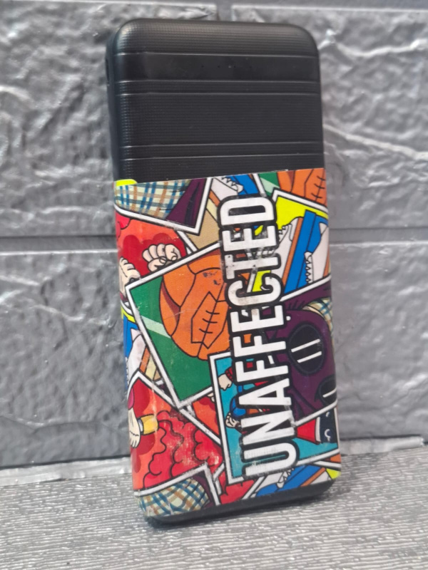 Внешний аккумулятор  10 000 mAh