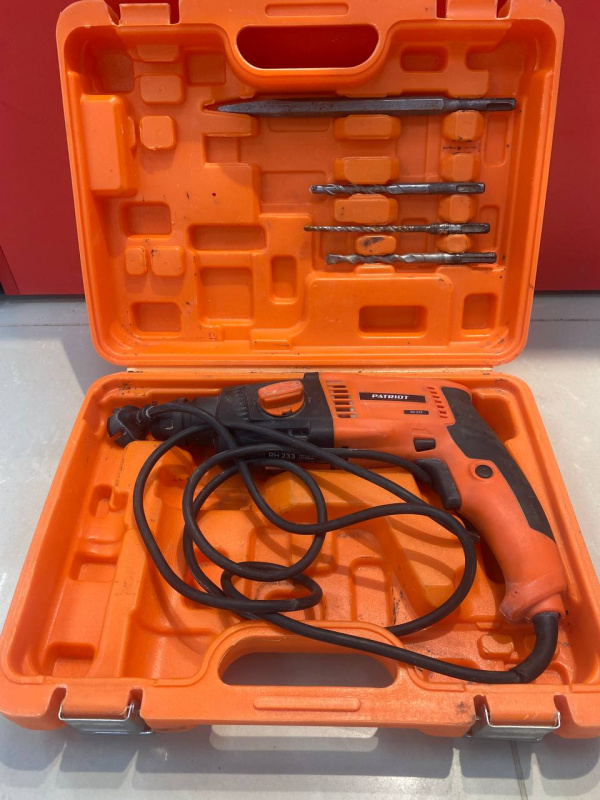 Перфоратор Patriot RH233