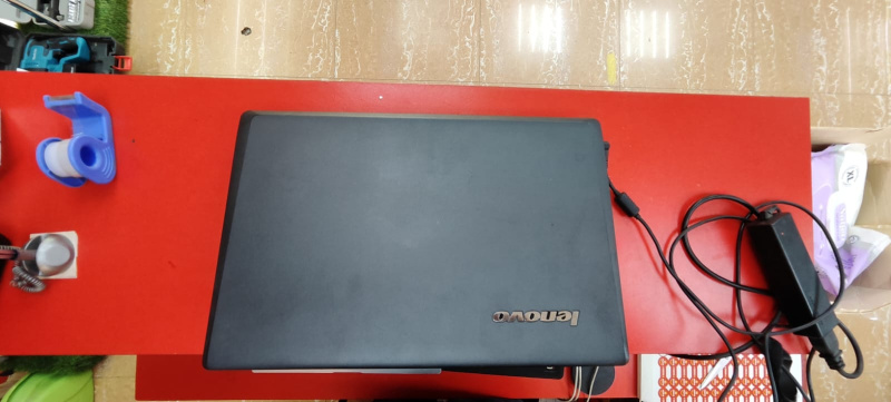 Ноутбук Lenovo g560
