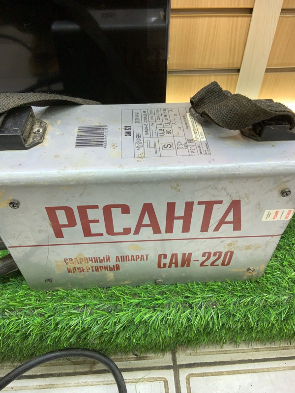 Сварочный аппарат - инвертор ММА Ресанта САИ220