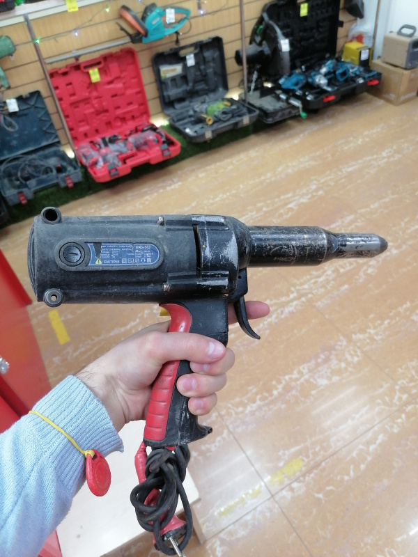 Заклепочник Messer TAC