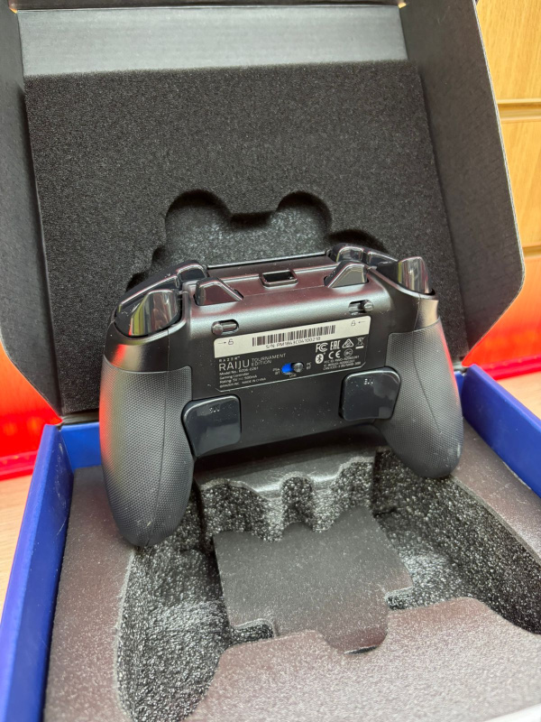 ГЕЙМПАД PS 4 Razer RAIJU