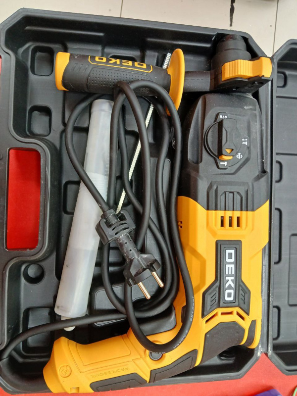 Перфоратор Deco DKH850W